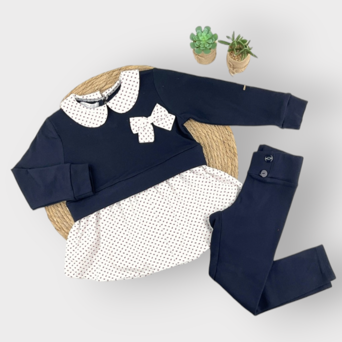 Conjunto de 2 peças azul-marinho para menina – Top com detalhe floral e leggings