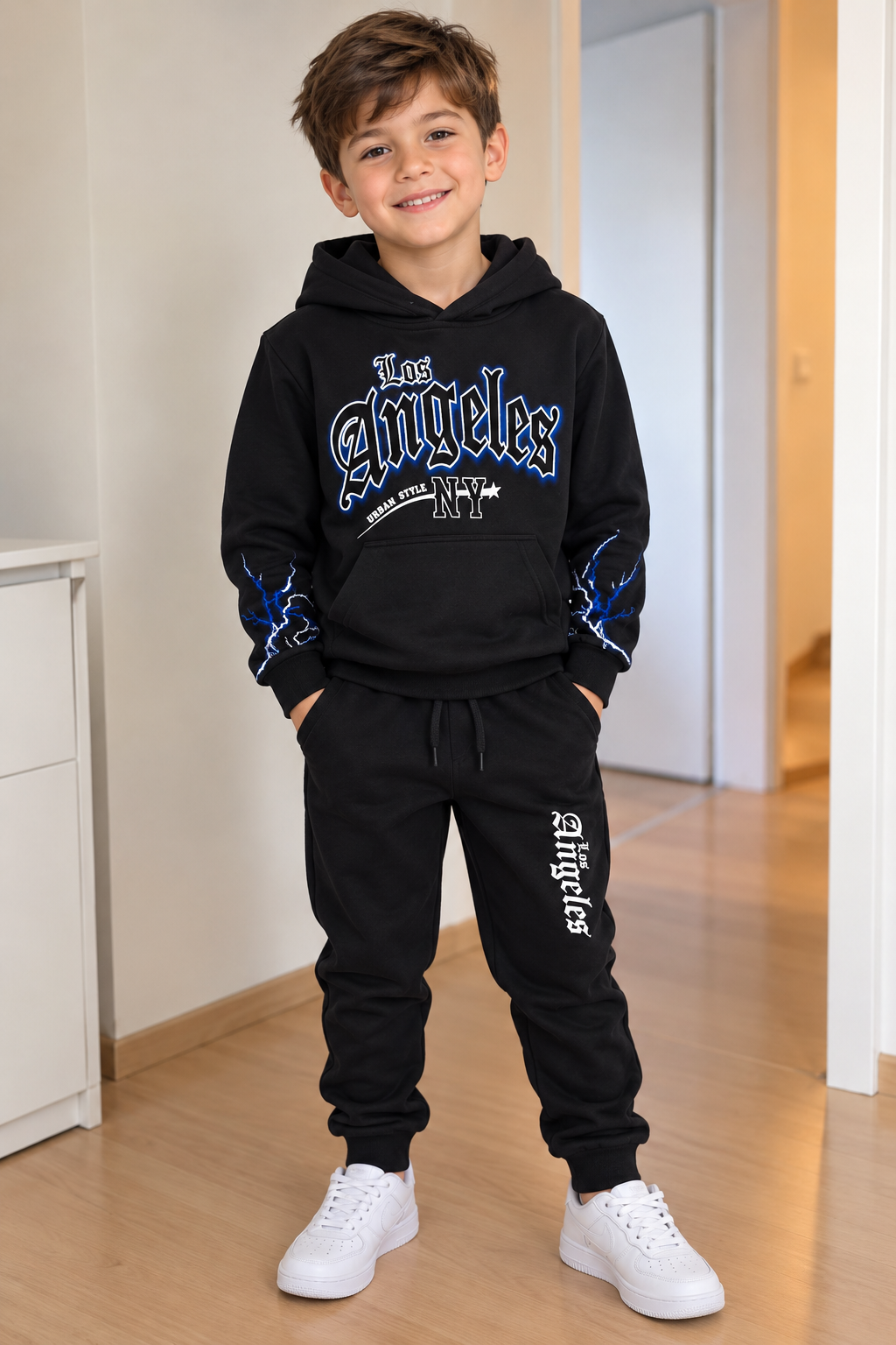 Fato de Treino de 2 Peças Preto Los Angeles para Rapaz – Sweatshirt com Capuz e Calças de Jogging